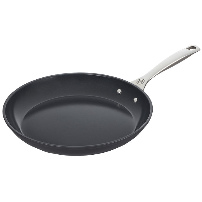 Le Creuset Essential Nonstick Ceramic 12" Fry Pan